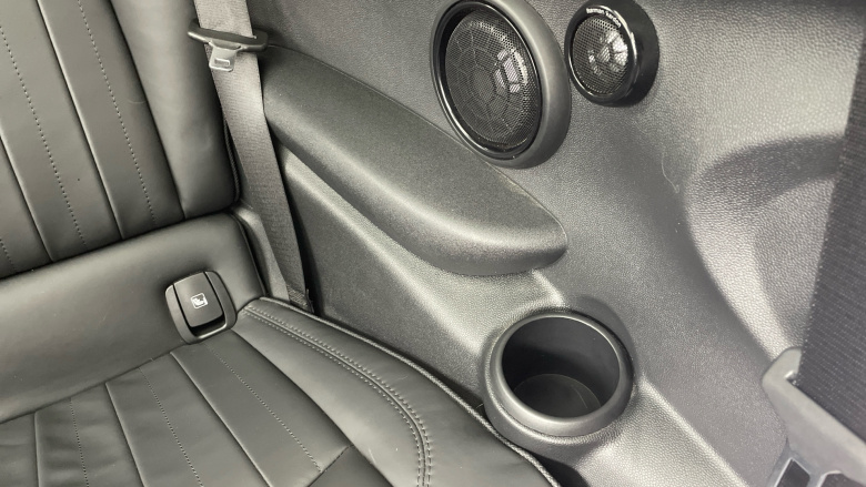 MINI Hatchback 135kW Cooper S Level 3 33kWh 3dr Auto Electric Hatchback